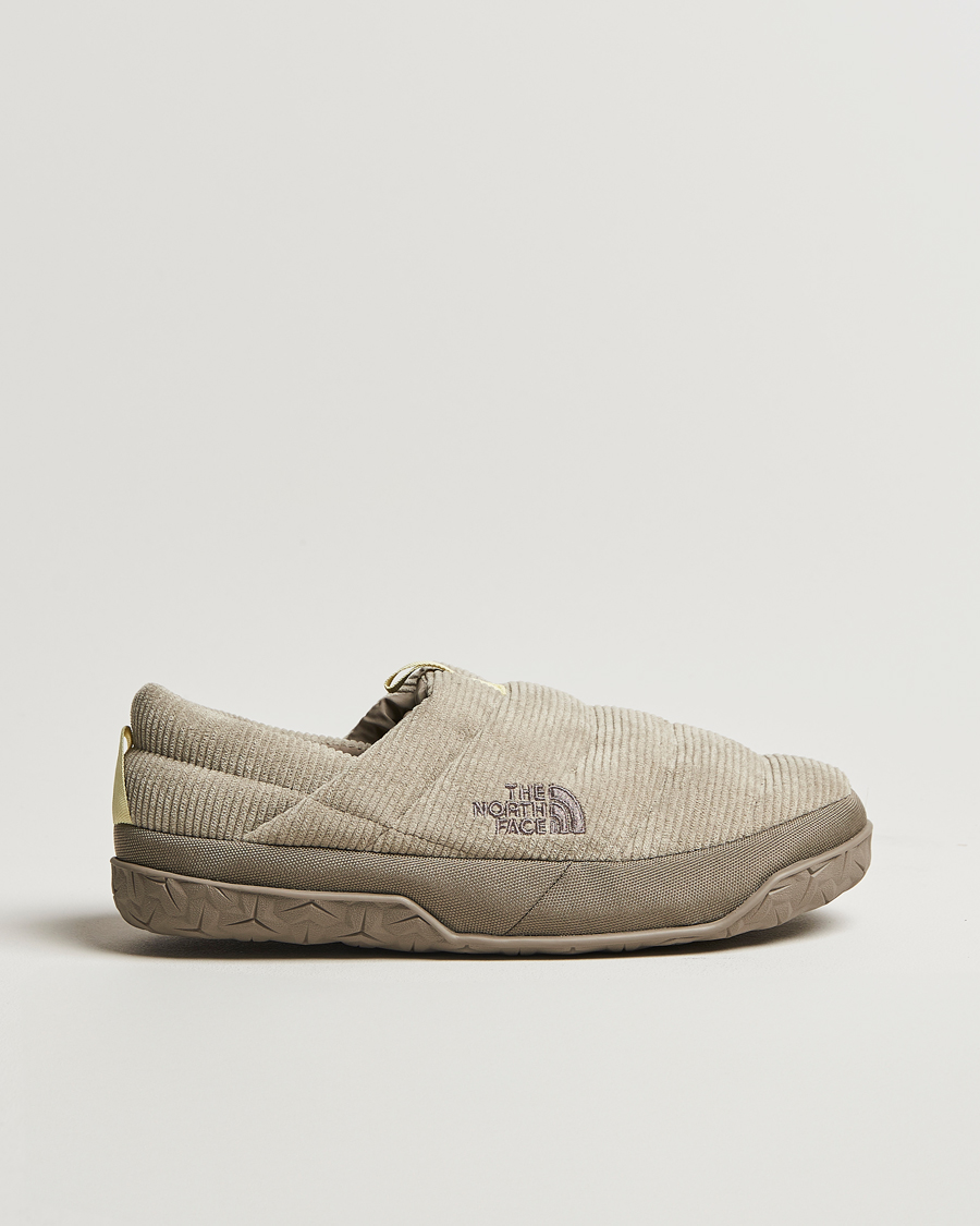 Uomini | The North Face Nuptse Corduroy Mule Beige | The North Face | Nuptse Corduroy Mule Beige