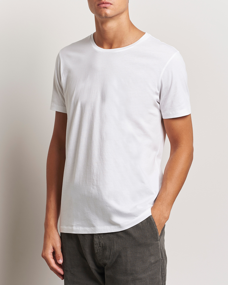 Uomini | The Classics of Tomorrow | A Day\'s March | Lightweight T-Shirt White