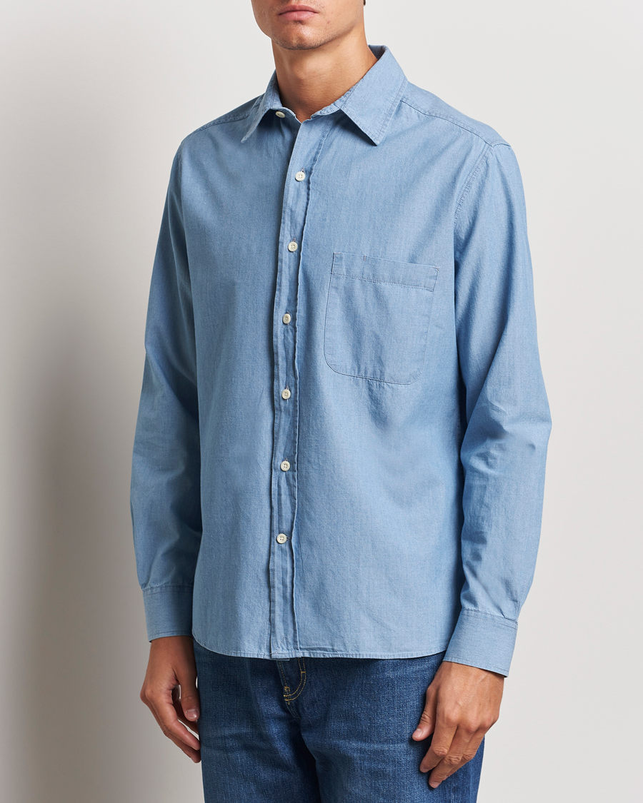 Uomini |  | A Day\'s March | Will Chambray Shirt Light Blue