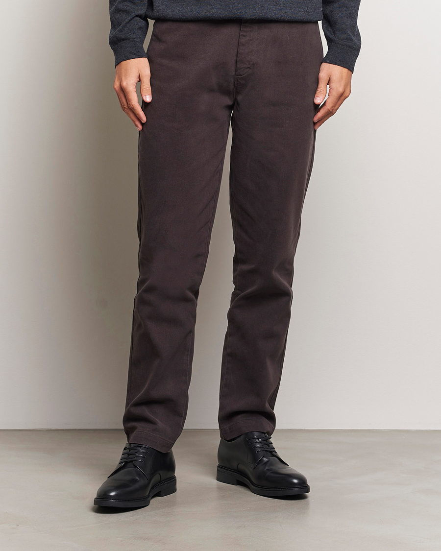 Uomini | Pantaloni da cerimonia | A Day\'s March | Miller Cotton Lyocell Trousers Chocolate