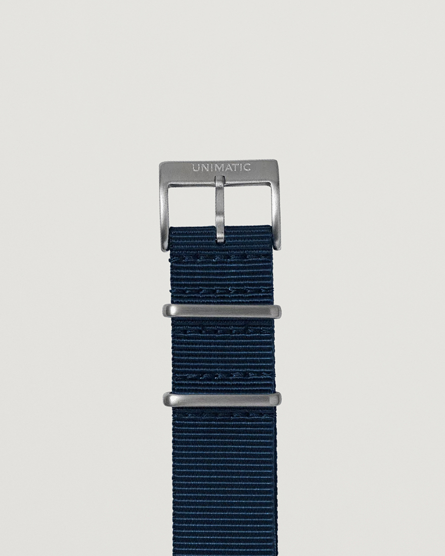 Uomini |  | UNIMATIC | Nylon Nato Steel 22mm Strap Vintage Navy