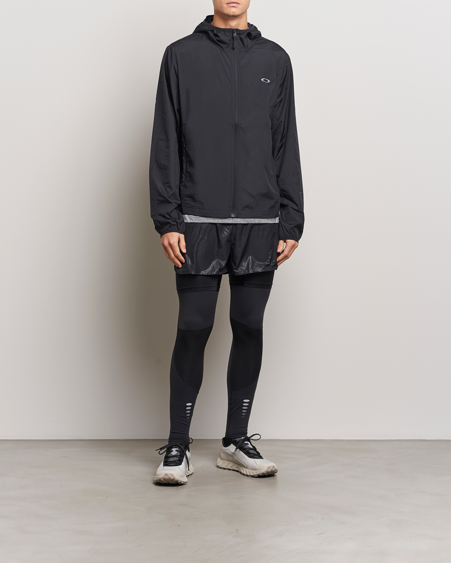 Uomini | Giacche | Oakley | Foundational Jacket Blackout