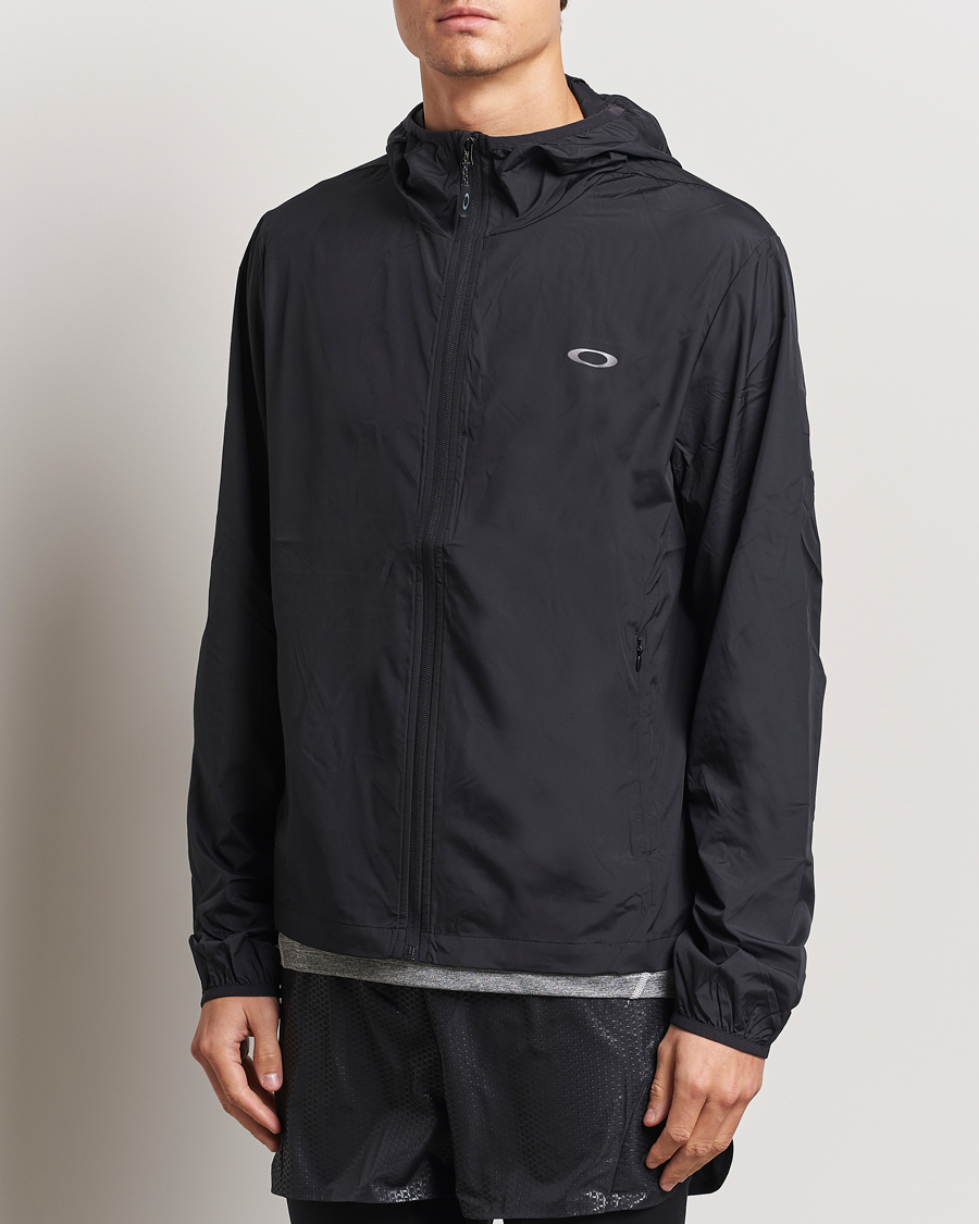 Uomini |  | Oakley | Foundational Jacket Blackout